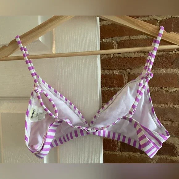 Old Navy Pucker Triangle Bikini Swim Top - Picture 2 of 4